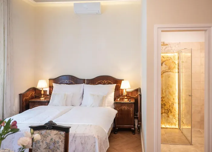 Boutique Ludo Apart-hotel 4*
